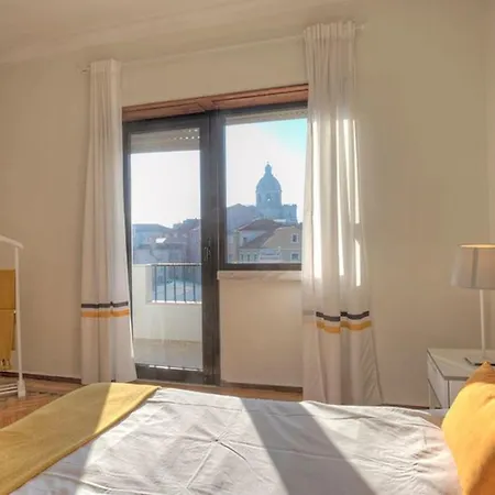 Apolonia7 Mit Blick Auf Wasser By Interhome